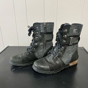 Cute military style boot.